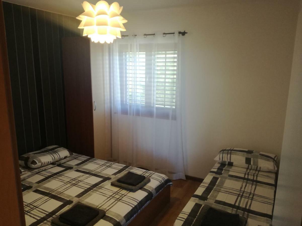 Galižana Apartment Rojnic מראה חיצוני תמונה